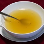 Scopri di più sull'articolo Brodo di pollo o di gallina