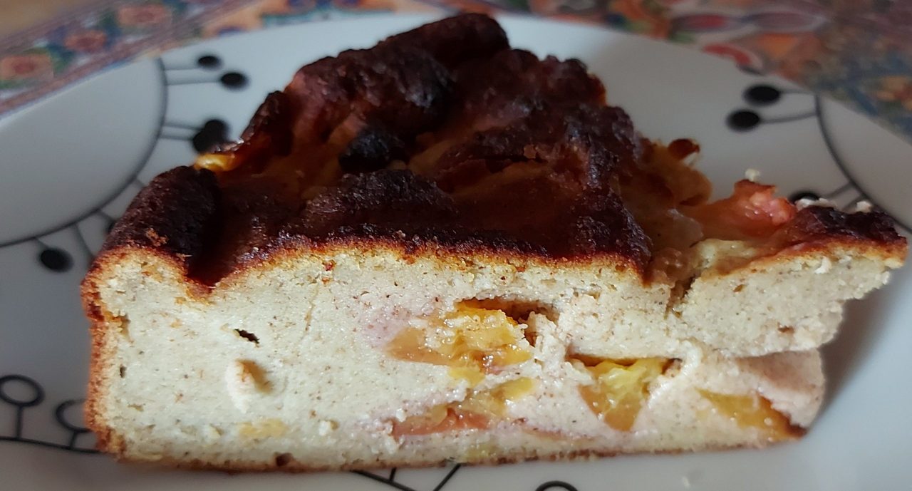 Al momento stai visualizzando TORTA DI PESCHE CON FARINA DI CHUFA