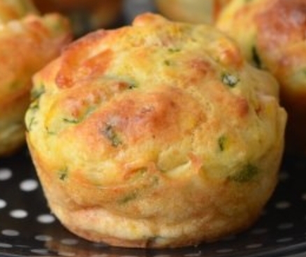 Scopri di più sull'articolo Muffin di zucchine e mandorle
