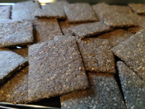 Scopri di più sull'articolo Crackers di avena e lino