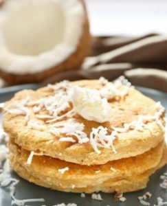 Scopri di più sull'articolo Pancake di zucca e cocco