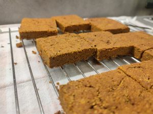 Scopri di più sull'articolo Quadrotti zucchine e goji