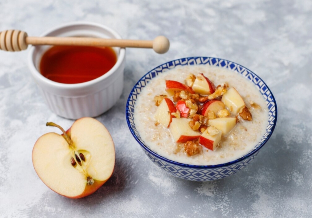 Scopri di più sull'articolo Porridge di mele (senza istamina)