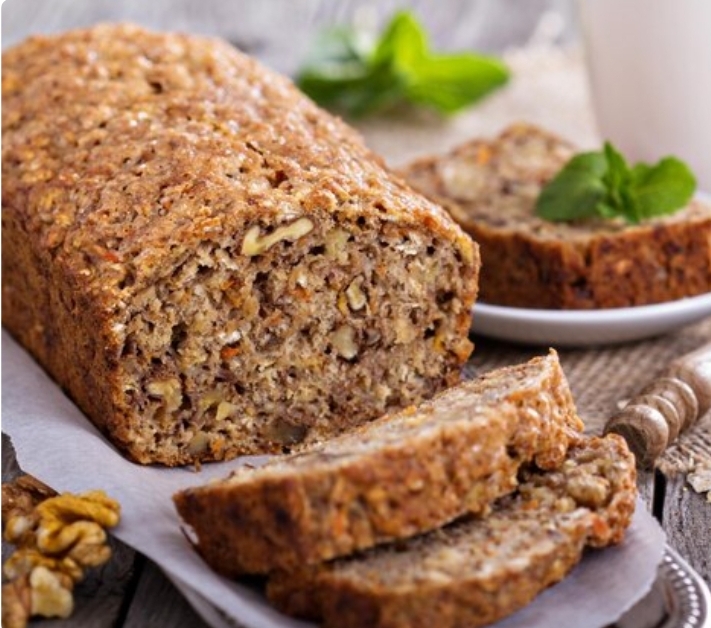 Scopri di più sull'articolo Plumcake noci mandorle e semi di chia