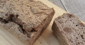 Scopri di più sull'articolo Pane albumi e semi di lino